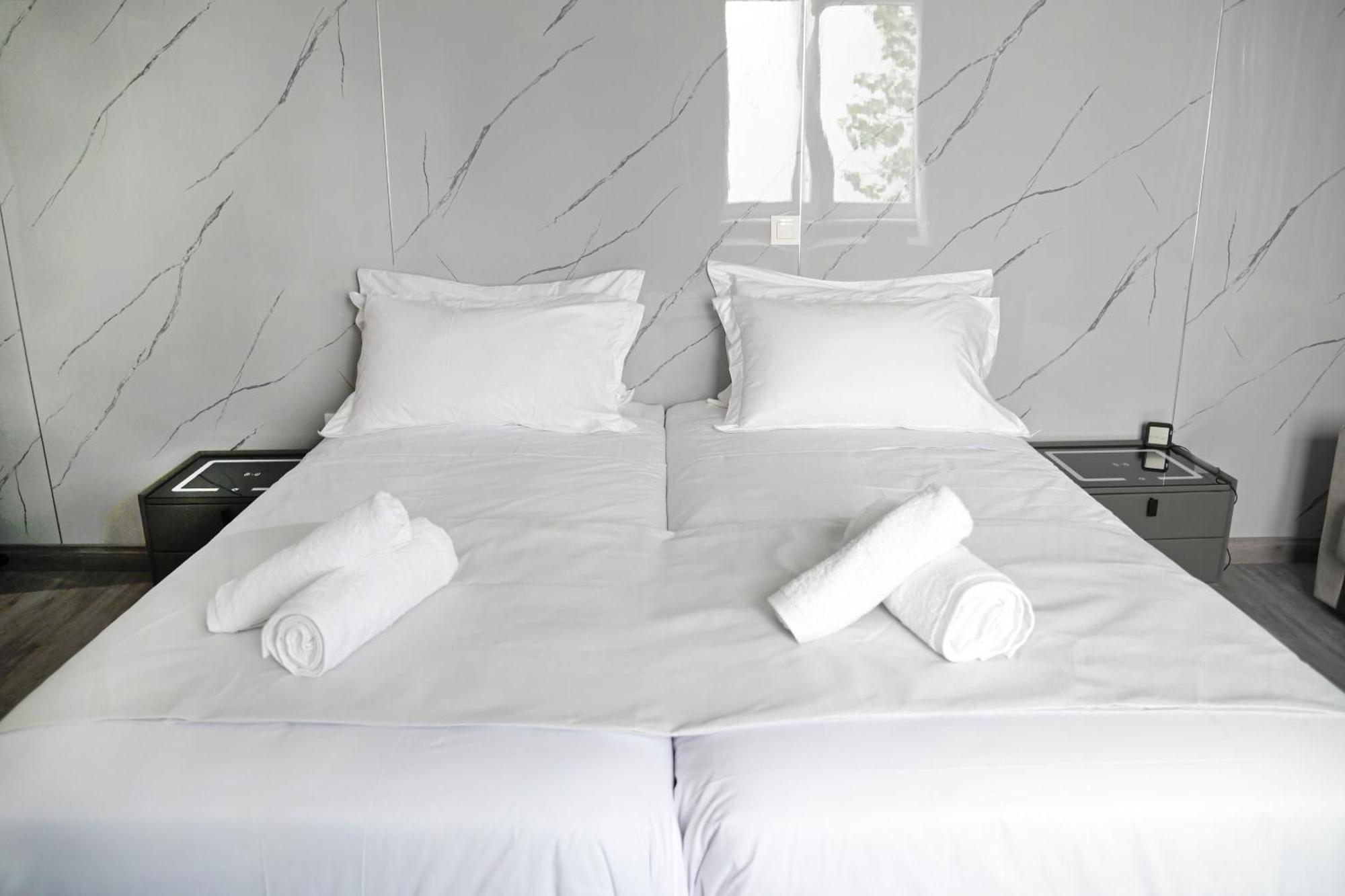 Celia Residence Athena Bagian luar foto